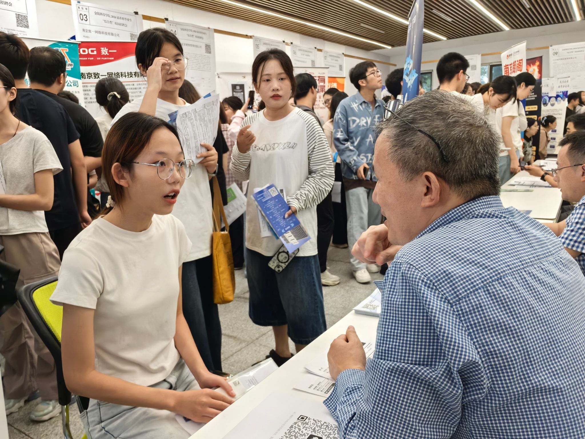 2026首发科技“边锋老友麻将有挂吗”详细外挂透视辅助软件教程-第2张图片