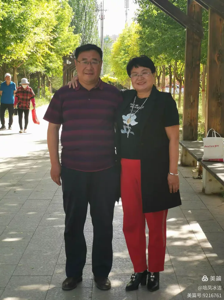 一键必胜“哥哥打大a外卦	”开挂(透视)辅助教程-第1张图片