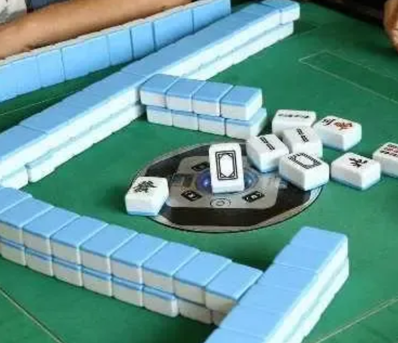 实测教程“手机麻将挂100元一个”(透视挂)辅助透视教程-第1张图片
